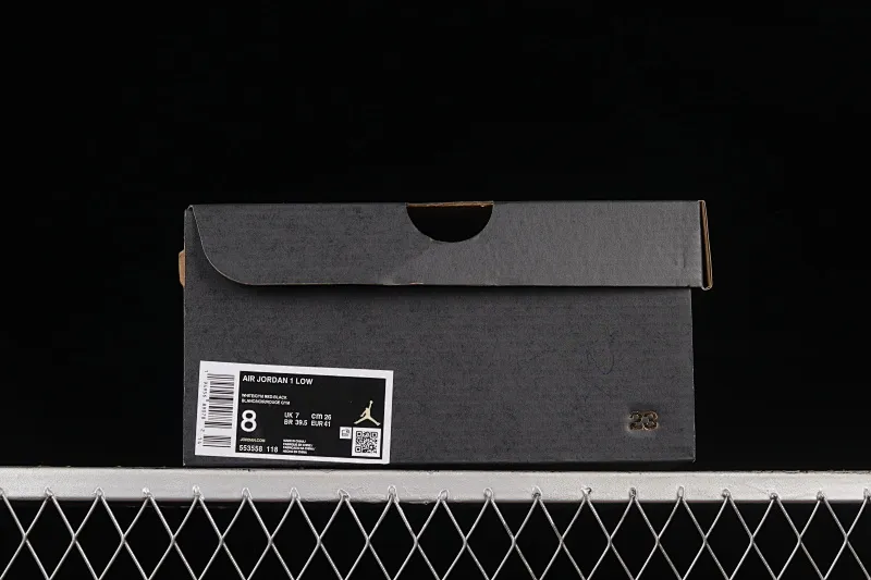 All categories Air Jordan Jordan series basketball shoes Air Jordan 1 Low Z version Air Jordan 1 Low AJ1 Joe 1 customized version Vibe flavor deconstruction Sports culture basketball shoes 553558-118